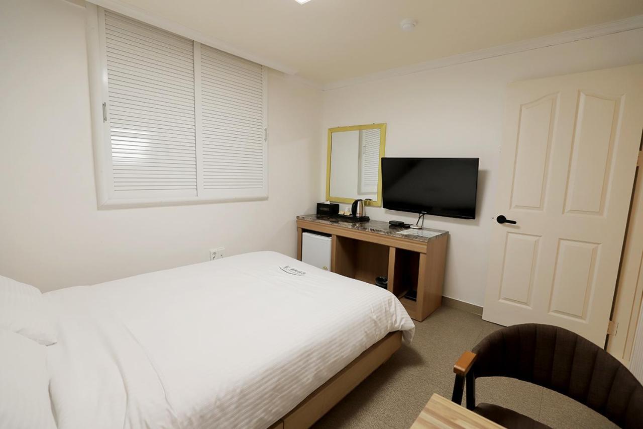 Stay Romantictrip_Hostel Gyeongju Eksteriør billede