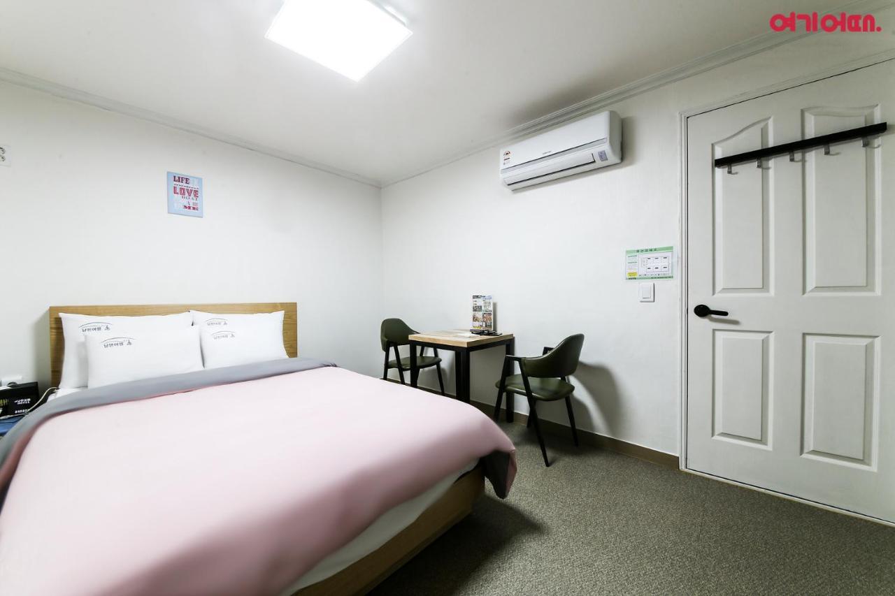Stay Romantictrip_Hostel Gyeongju Eksteriør billede
